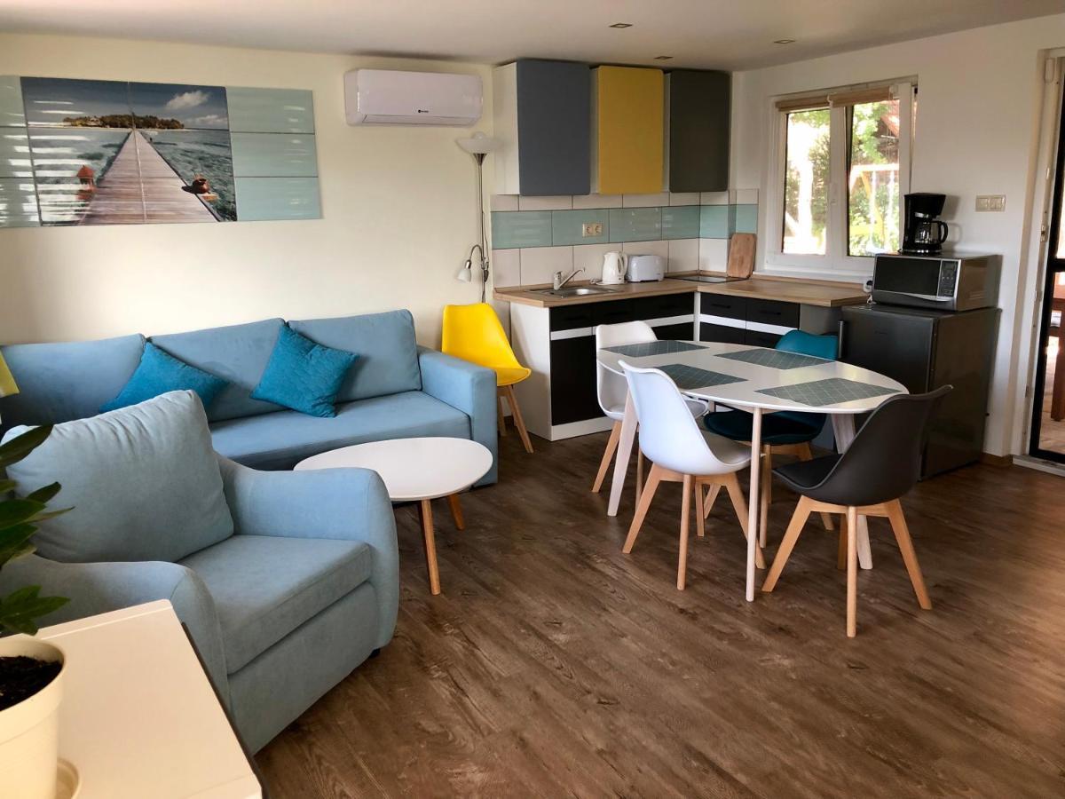 Balaton Wellness Tom Cat Nyaralo 1 Wellness Es 1 Gyermekbarat Apartmannal Kovagoors Екстериор снимка