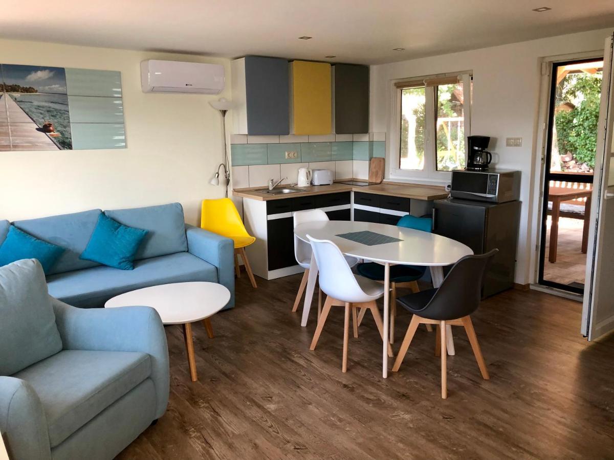 Balaton Wellness Tom Cat Nyaralo 1 Wellness Es 1 Gyermekbarat Apartmannal Kovagoors Екстериор снимка