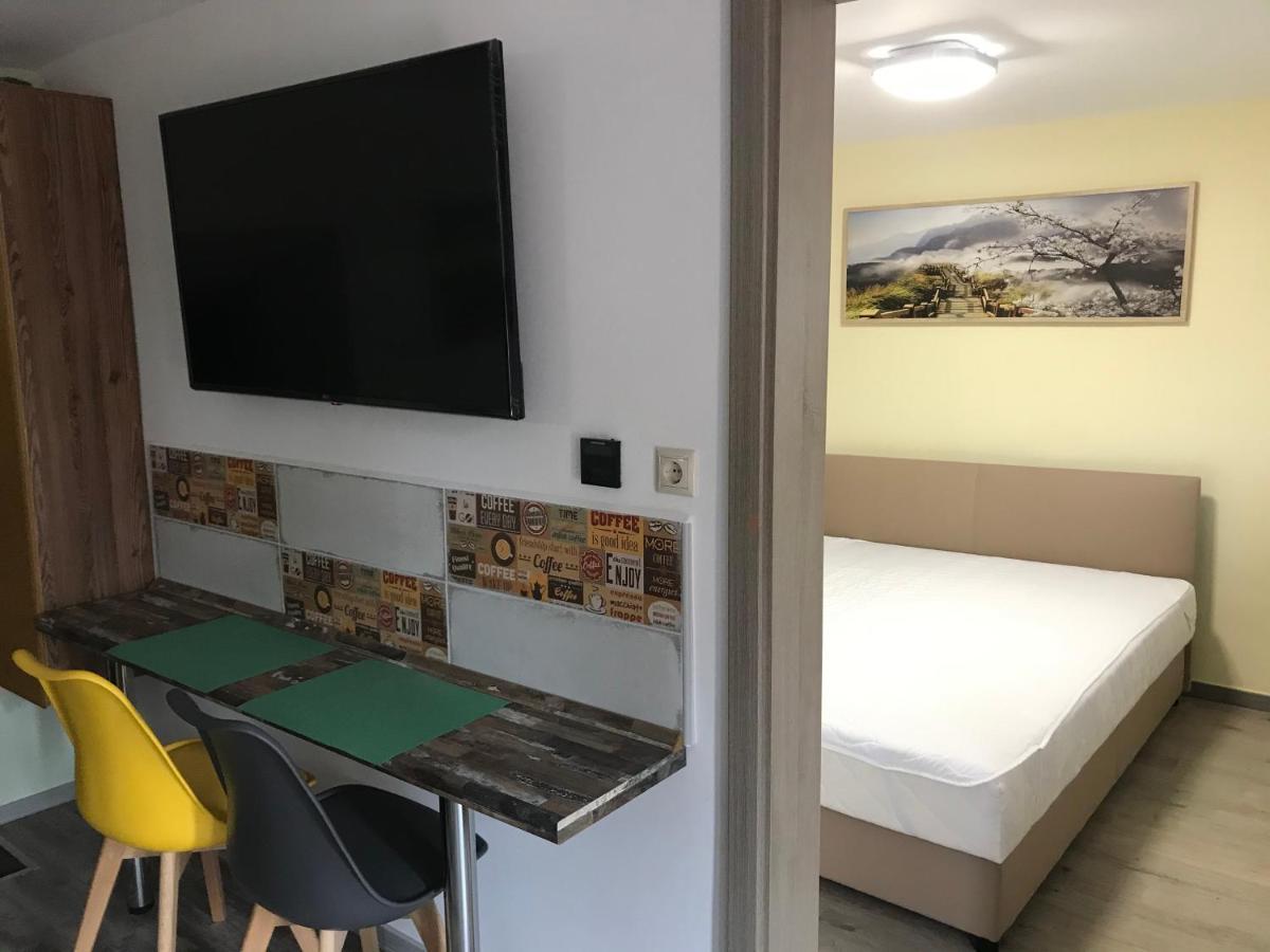 Balaton Wellness Tom Cat Nyaralo 1 Wellness Es 1 Gyermekbarat Apartmannal Kovagoors Екстериор снимка