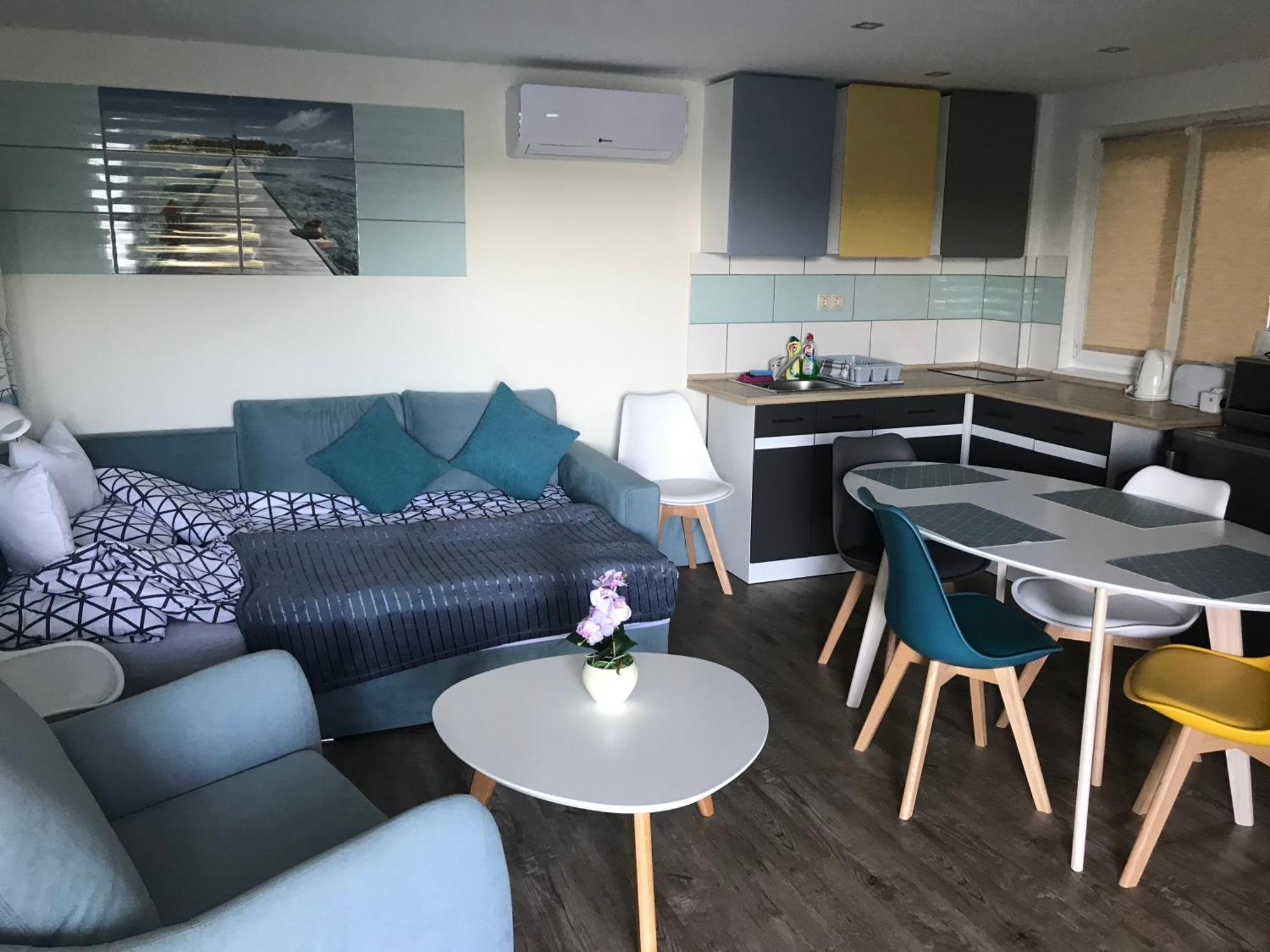 Balaton Wellness Tom Cat Nyaralo 1 Wellness Es 1 Gyermekbarat Apartmannal Kovagoors Екстериор снимка